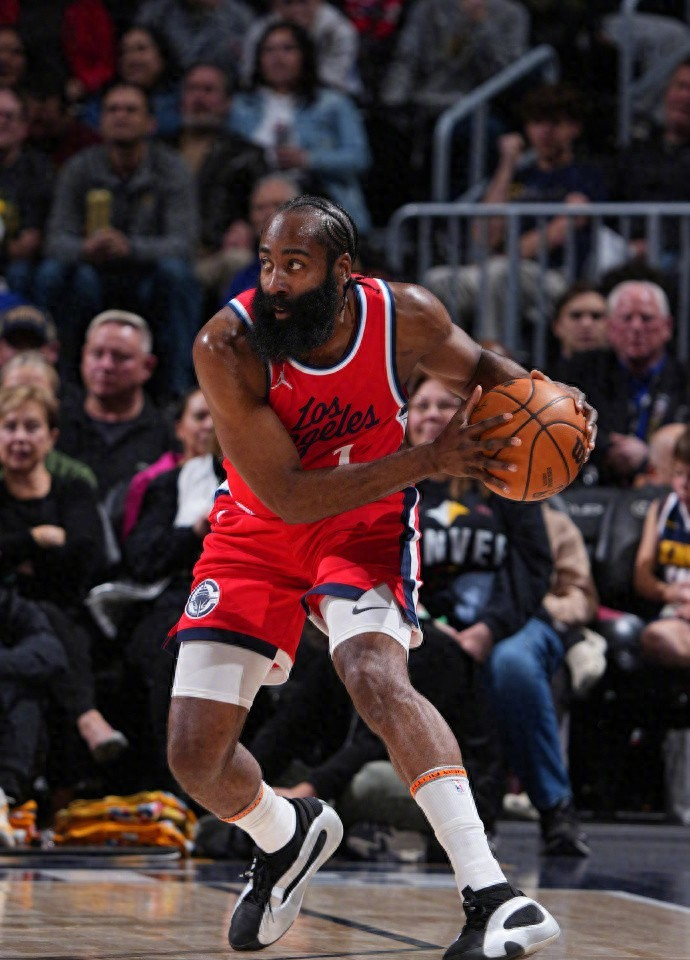 九游娱乐-关于清晨布鲁克林篮网调整名单以备全明星赛，完成体检环节打磨，信心回归，细节决定成败的信息